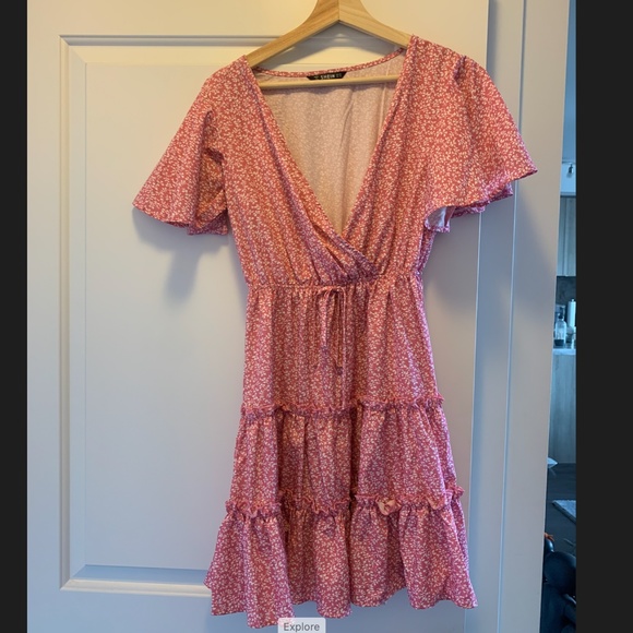 Cute & Ditsy Floral Pink Mini Dress 👗 🥰 - Picture 1 of 2